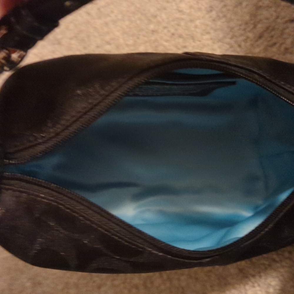 Coach signature C purse - Picture 6 of 8